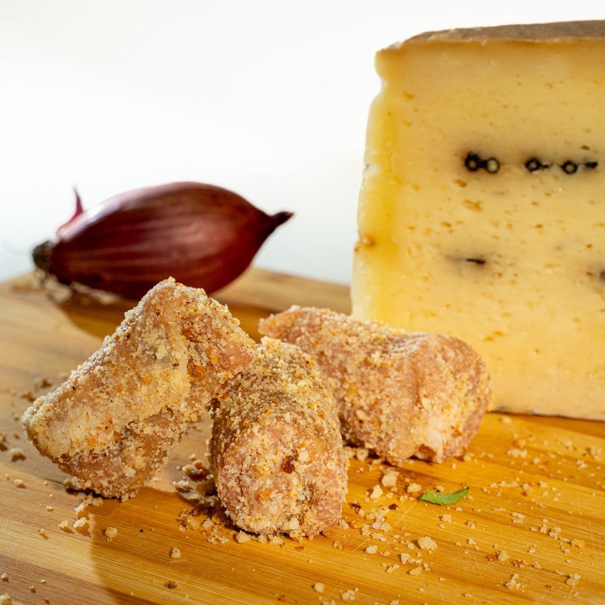 Involtini di carne con cipolla rossa di Tropea e pepato nostrano – Macelleria SMAP